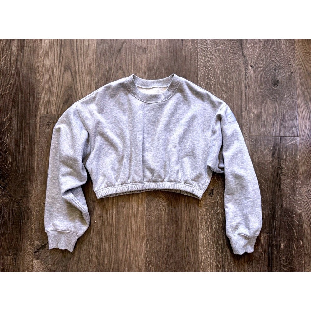 Alo Yoga Devotion Cropped Crew Neck Sweatshirt sz Medium Heather Gray LikeNEW